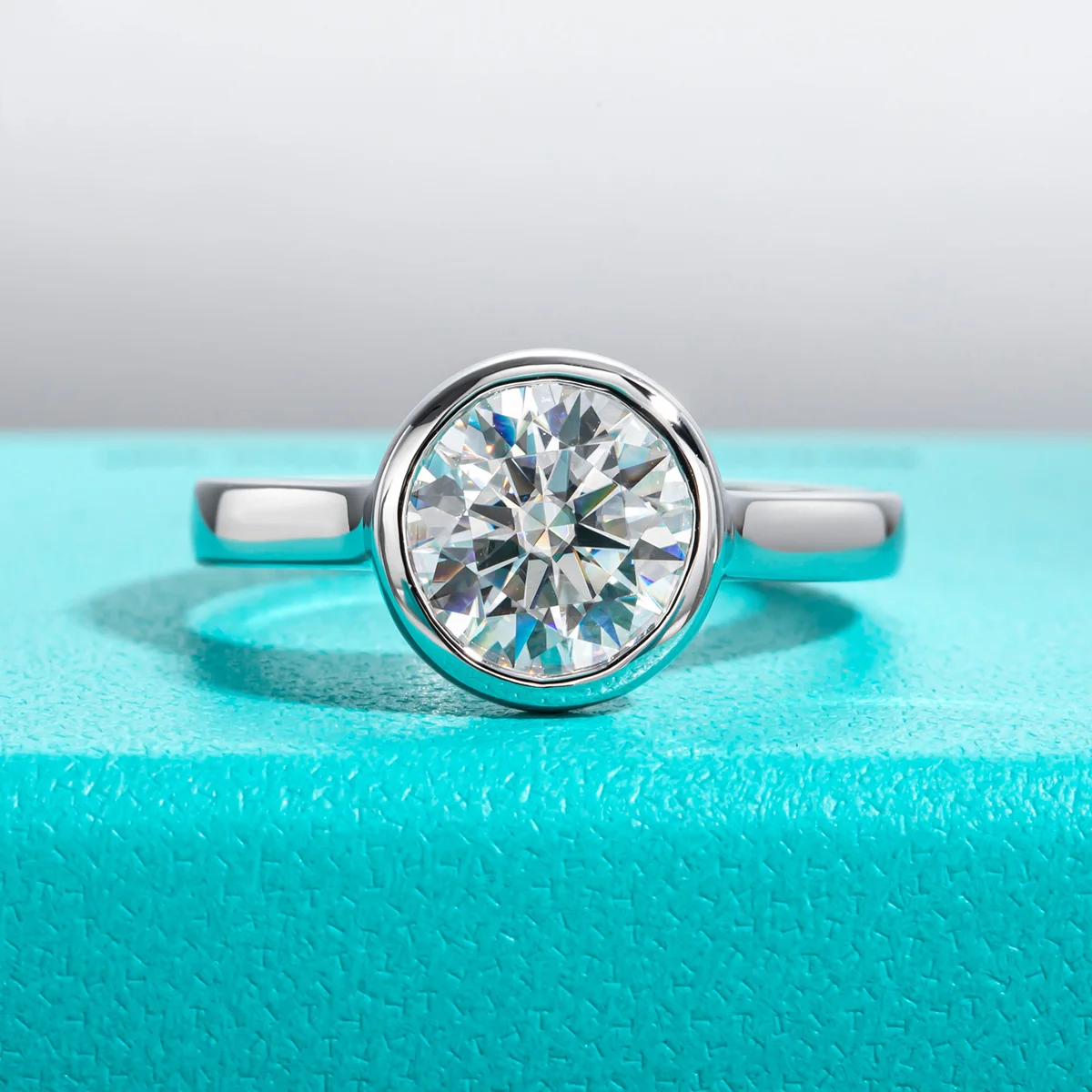 Anel Ponto de Luz Moissanite